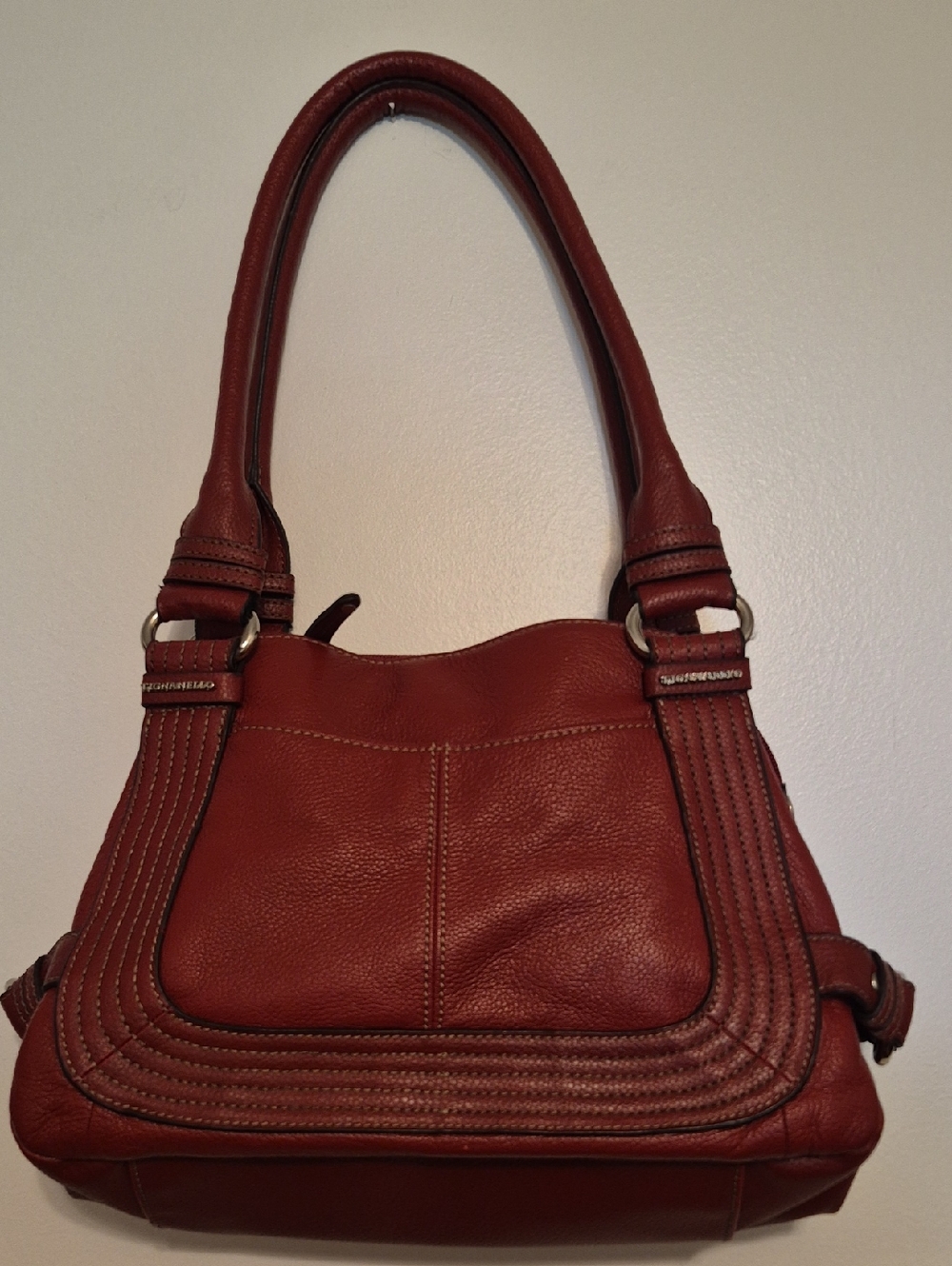 Tignanello Vintage Classic Women's Leather Shoulder Bag in Deep Red